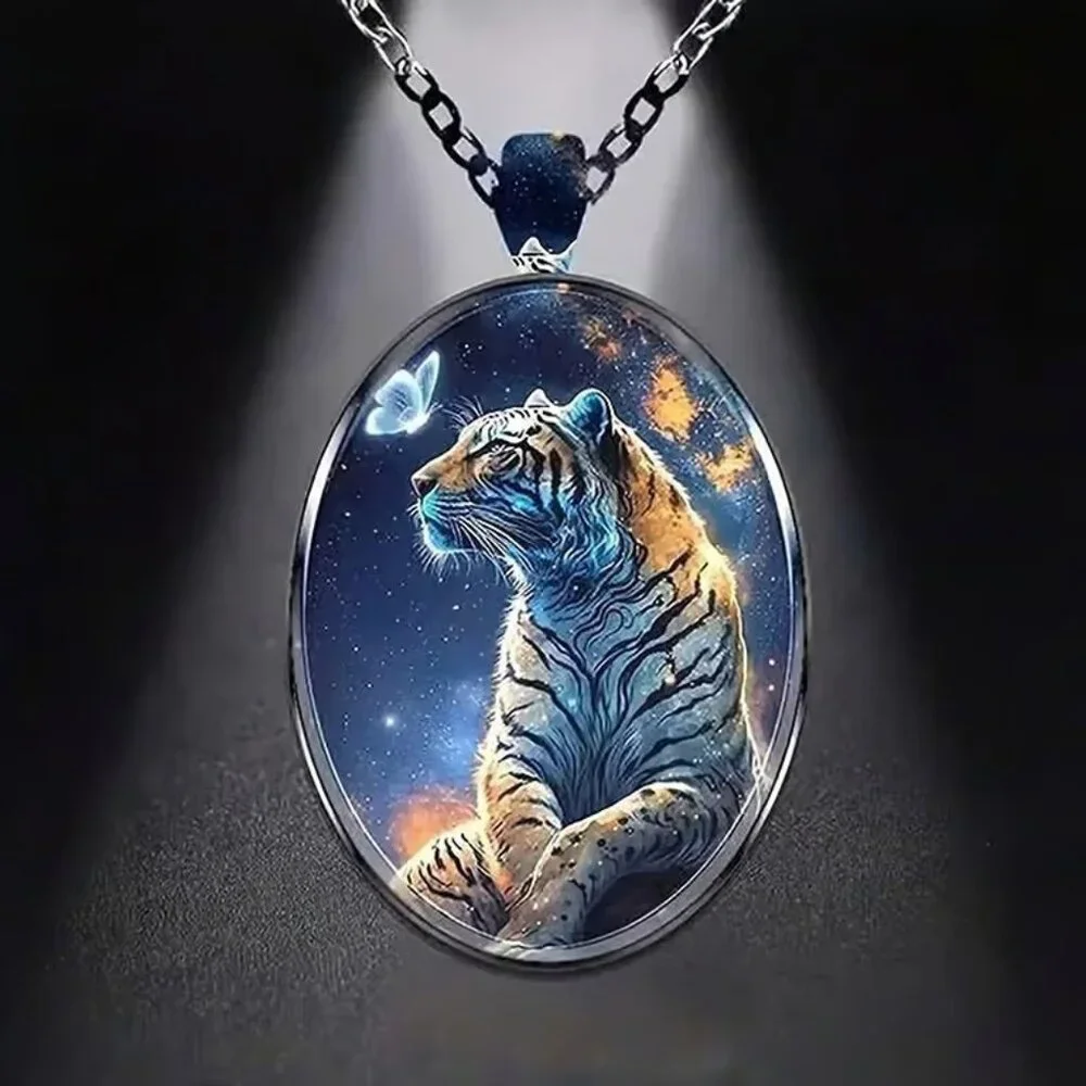 Silver Oval Shaped TIGER Pendant Necklace